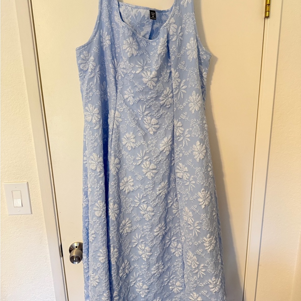 SHEIN Curve Light Blue dress with flowers